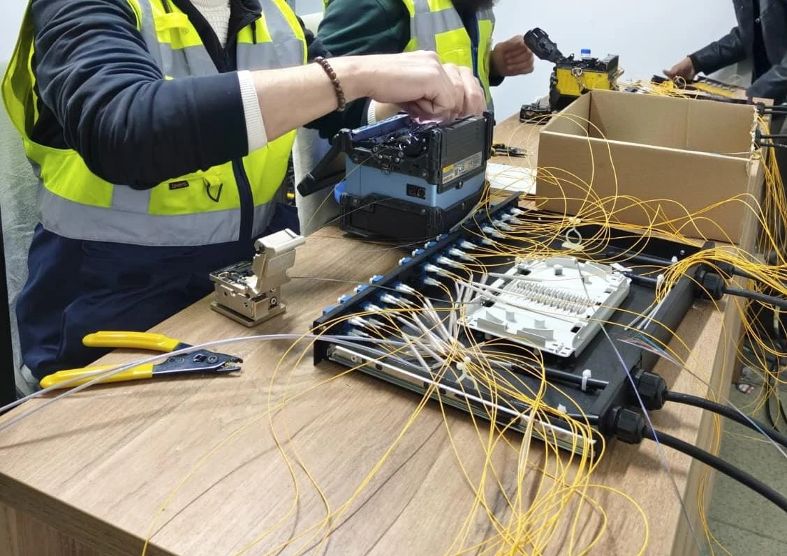 Network infrastructure installation by ALTEKNOLOJİ technicians